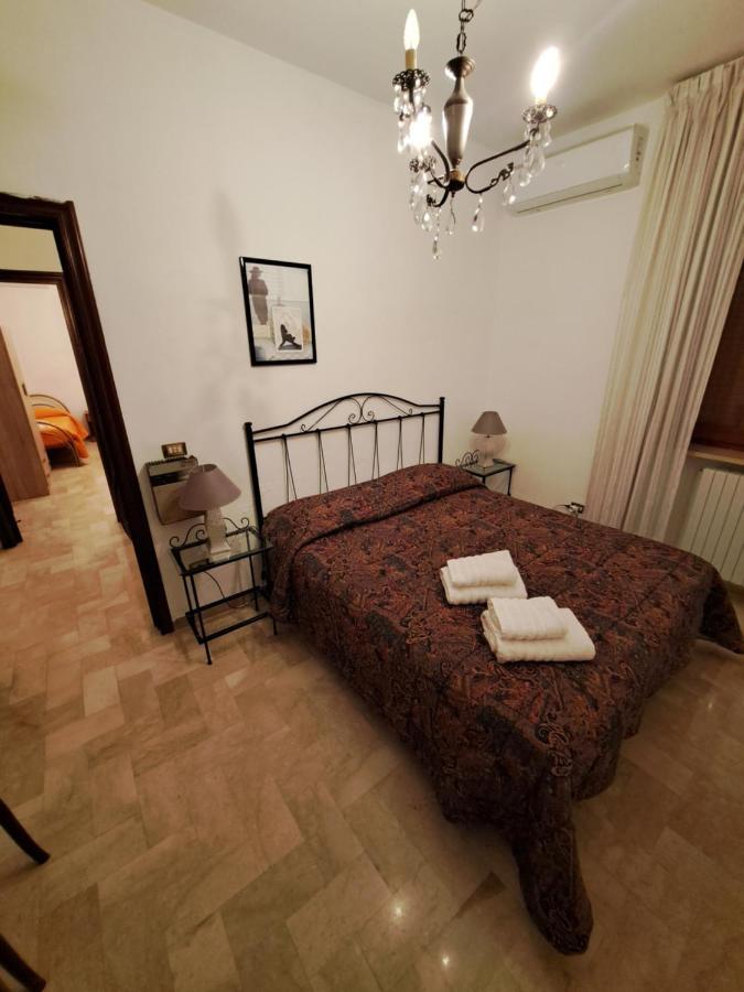 Casa Vacanza Pietro e Nina Lecce Exterior foto